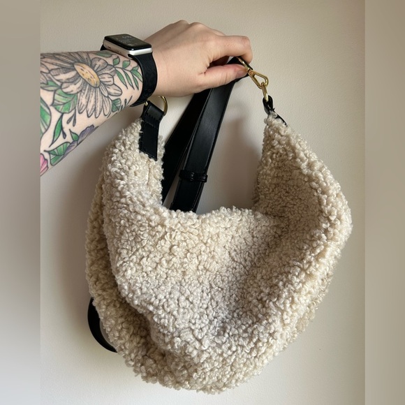 Jules Kae Zola Oatmeal Bag - Picture 5 of 9